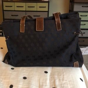 Navy blue Dooney & Bourke tote bag
